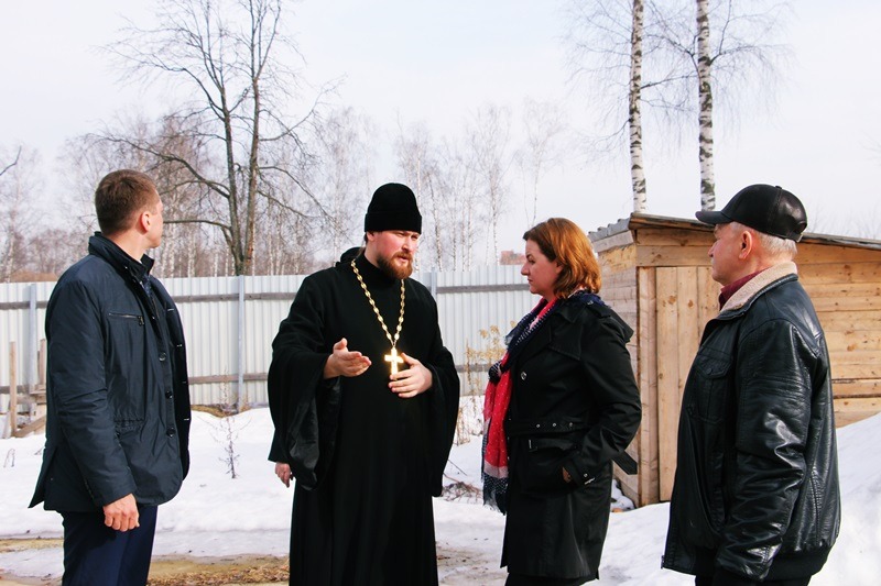 Встреча настоятеля георгиевского храма с главой Ивантеевки