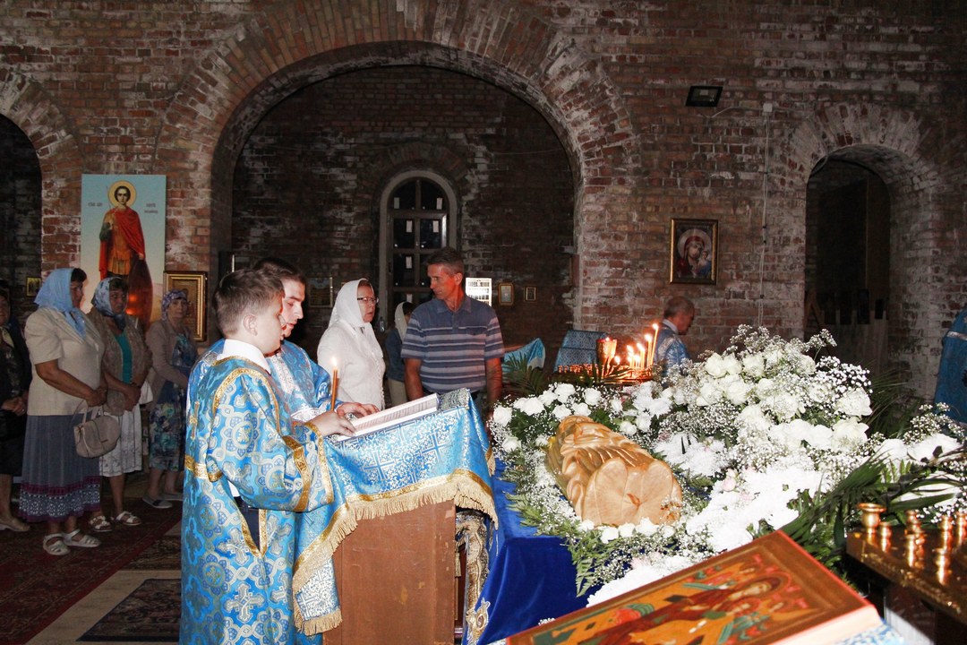 Праздник Успения Пресвятой Богородицы в храме Новомучеников Ивантеевских