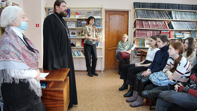 3 февраля состоялась встреча настоятеля Георгиевского храма с учащимися МЦК Техникума