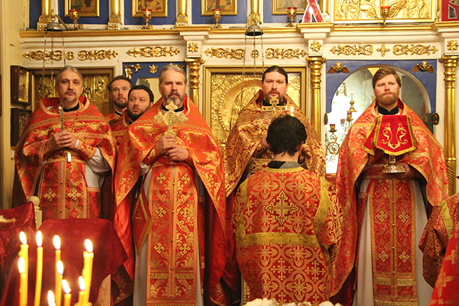 Торжественное богослужение в День Престольного праздника в Георгиевском храме.