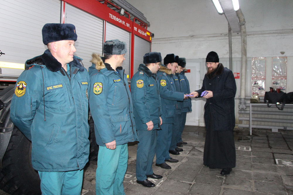 Поздравление руководства, сотрудников отдела полиции и пожарную службу г. Ивантеевки с Рождеством Христовым